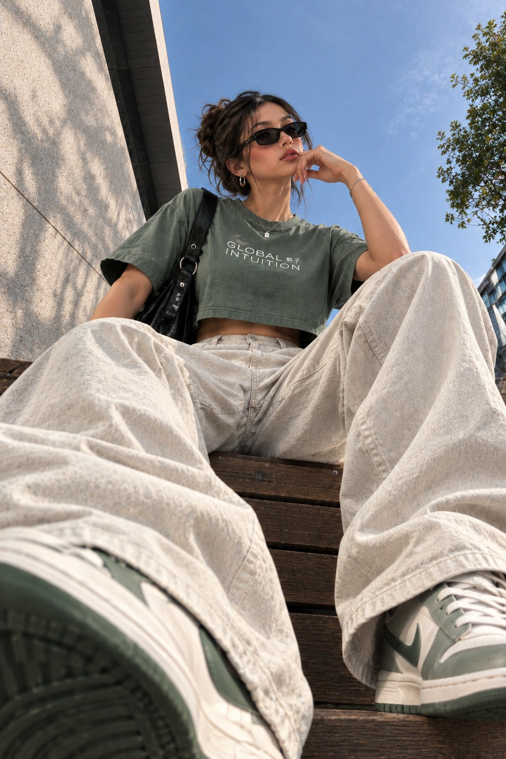 Global Intuition Cropped Tee